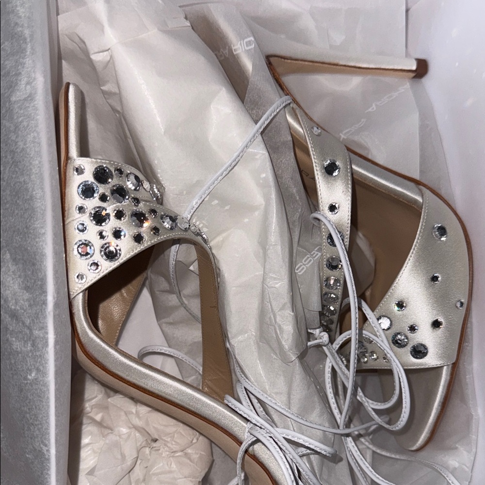 ALESSANDRA RICH
Crystal-embellished satin sandals